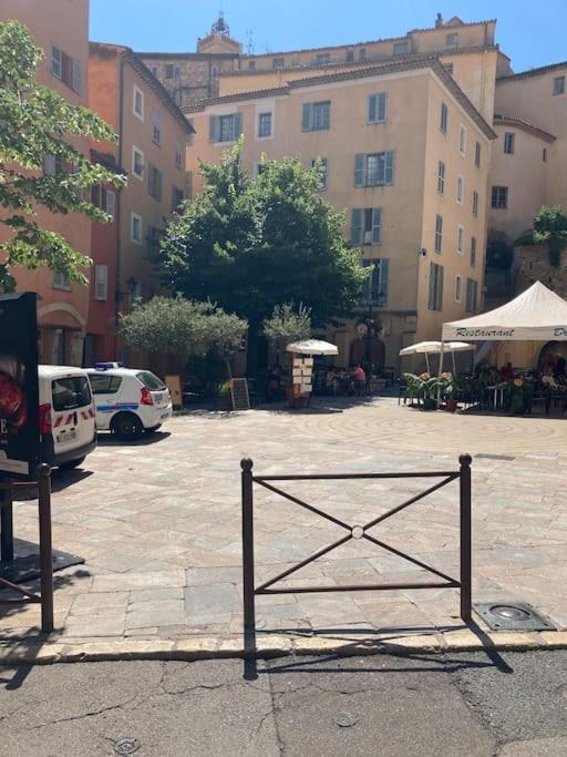Grasse : Centre Ville Superbe Appartement 2 Chambres Esterno foto
